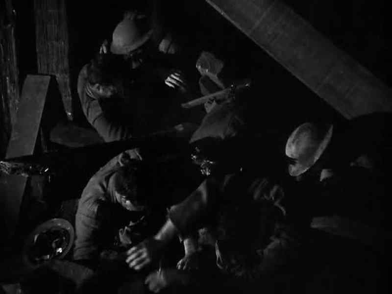 Steady, men! We'll get out! Come on, step on it!