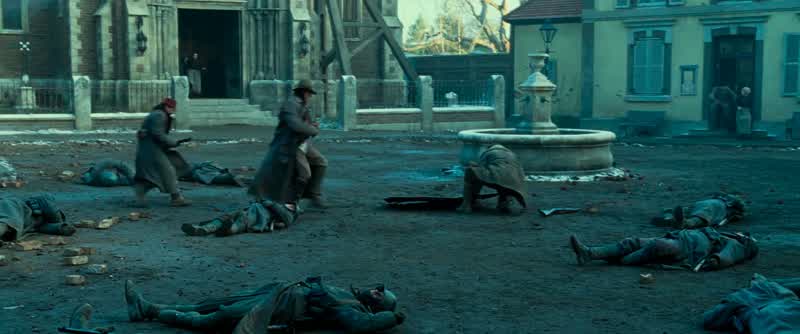 Right! We're going to put this on our backs, and, when I say go, - lift hard! - Okay. Diana! Shield!