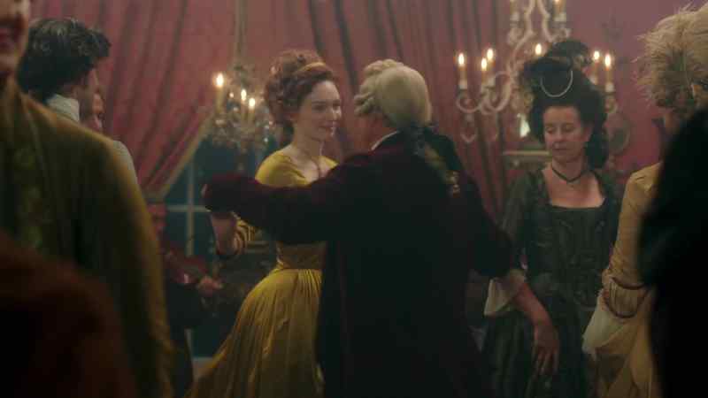 Still not dancing, Elizabeth?