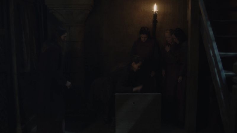 [Stiorra, quietly] This way. - [suspenseful music playing]