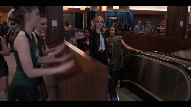 [stomping and clapping]