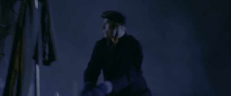 Stop! Damn smugglers'