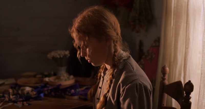Stop it, Jo! I can't get it out!