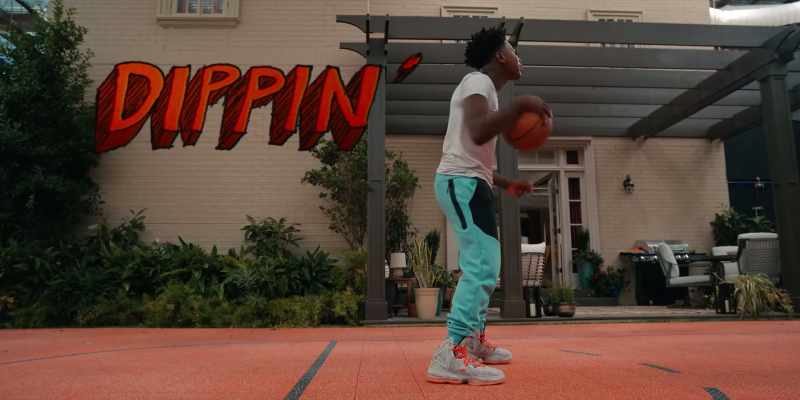 Stop on a dime, dippin'. Watch out!