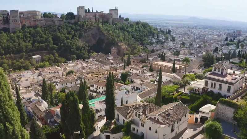 Stories set in spectacular cities