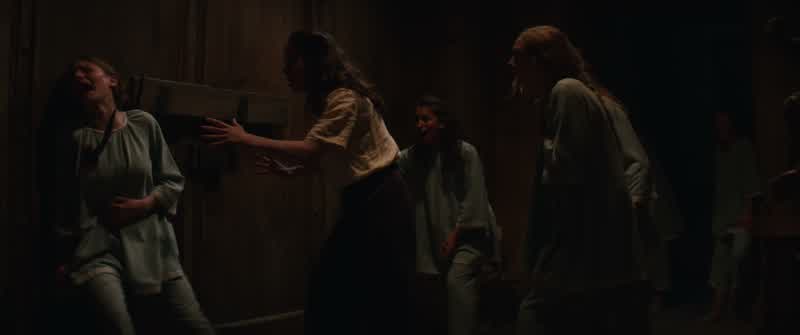 Get back in the chapel!