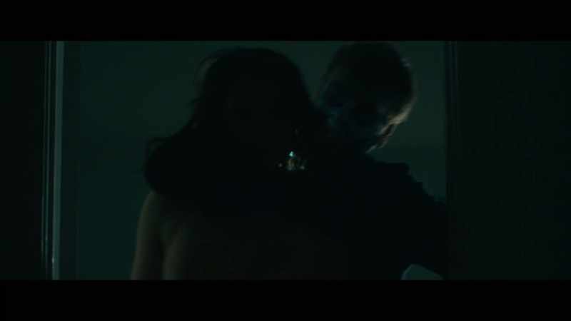 (stun gun zapping)