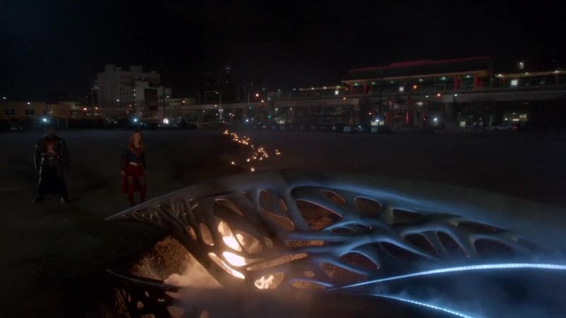 SUPERGIRL: That pod