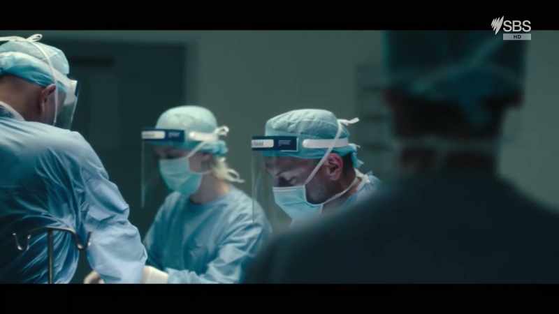SURGEON: This is a complex fracture. I'm about to insert the rod