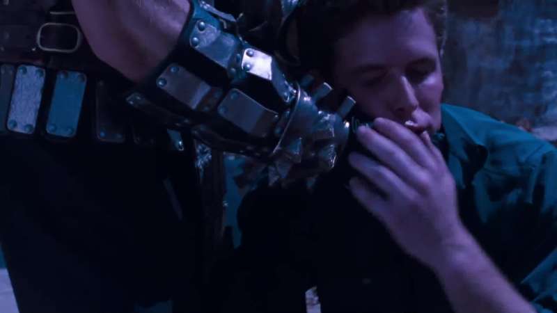 Surrender Rayden or he dies