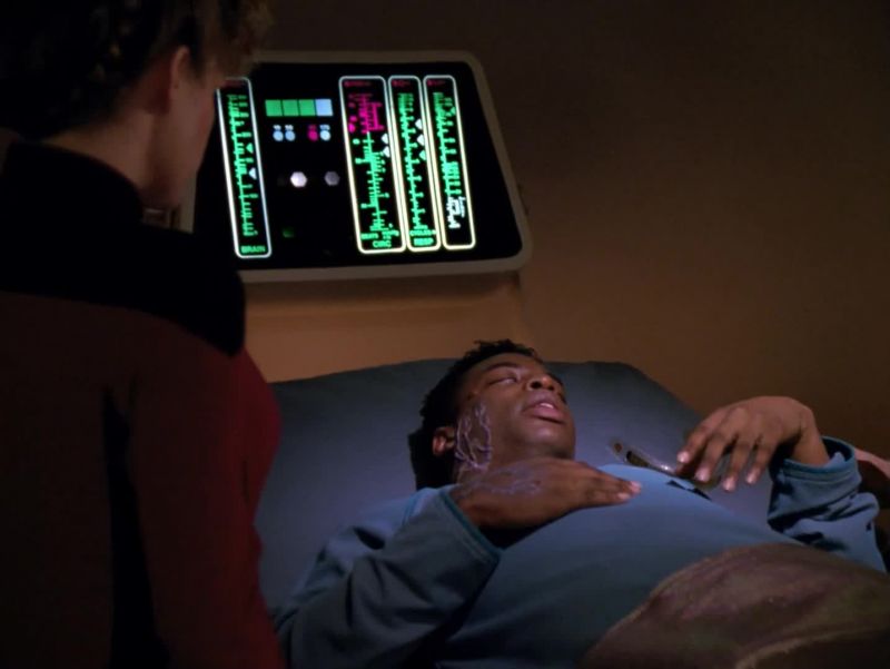 Susanna. - I'm right here, Geordi