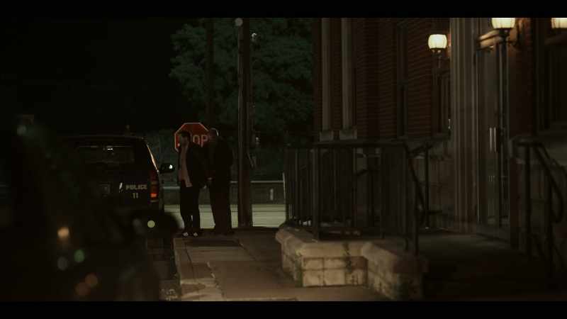 Suspenseful, dramatic music