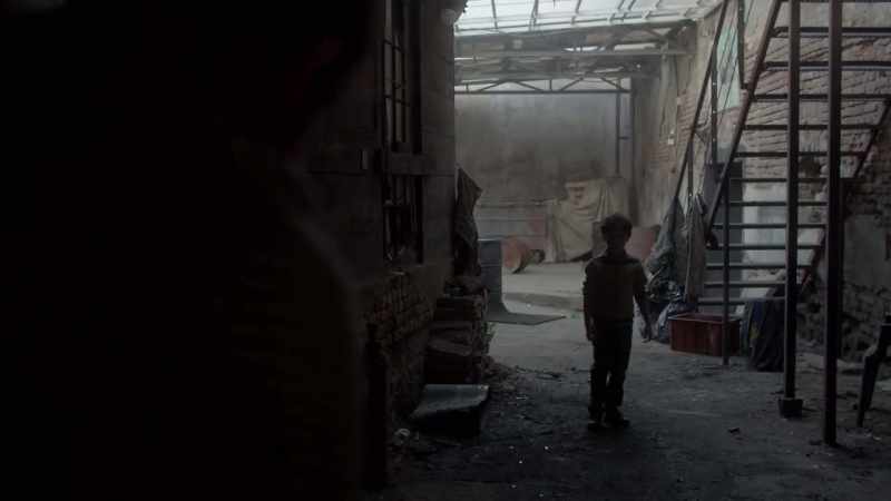 [suspenseful music playing] -[young Oscar gasps]