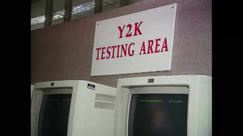 �� (SUSPENSEFUL SYNTH MUSIC PLAYING) ♪