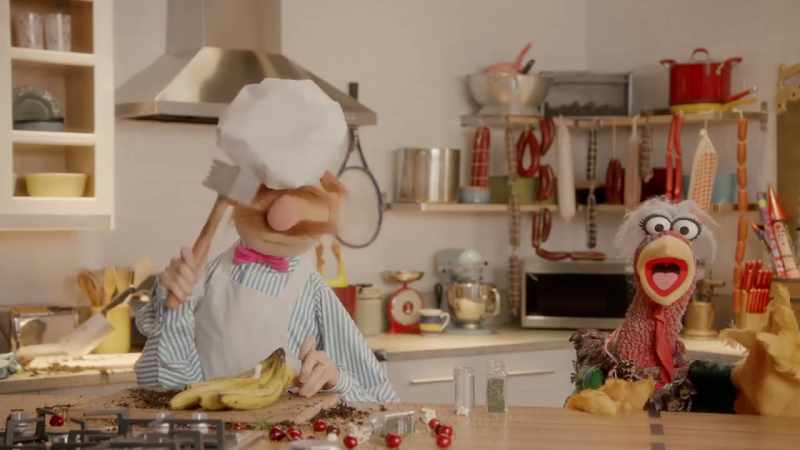 (SWEDISH CHEF GRUNTING)