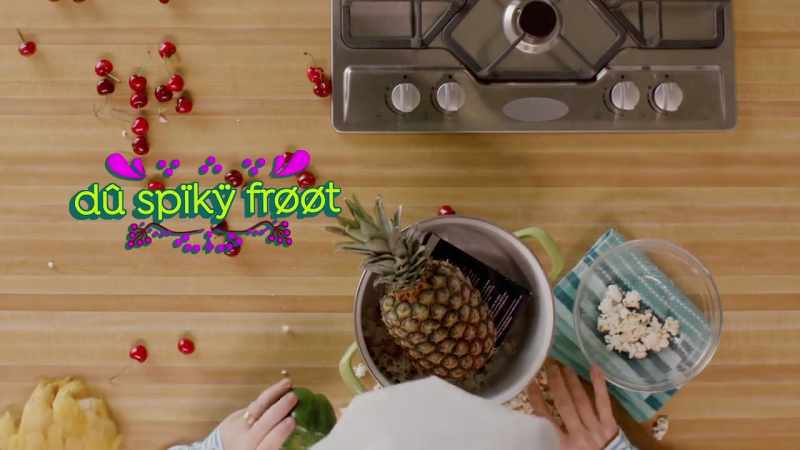 (SWEDISH CHEF HUMMING)