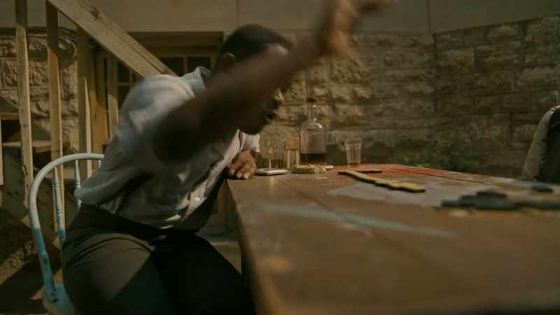 (table smashing)