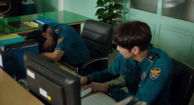 Tae–jin, get married first, you got a kid