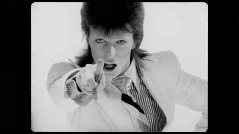 �� Take a look at the lawman Beating up the wrong guy ♪
