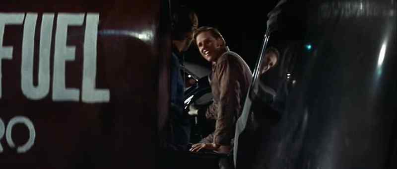 Take it easy, hog jaw. - Yeah. I'll take it easy