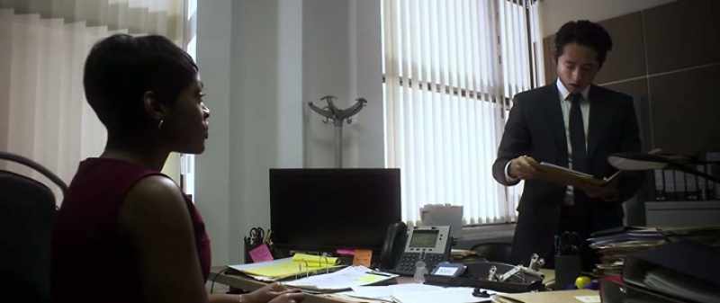 Take your file. - ♪♪