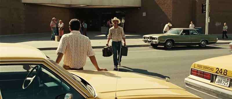 Take me to a motel. - Got one in mind?