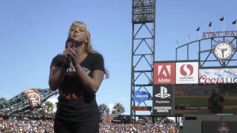 �� Take me out to the ball game ♪