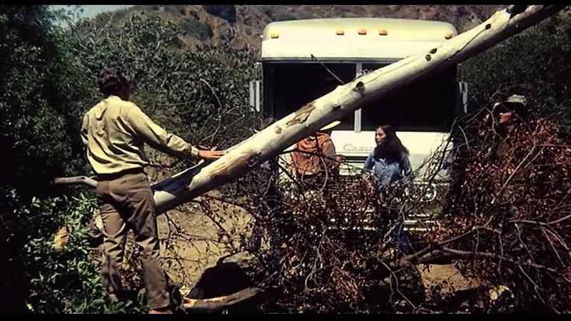 Take the rope from the toolbox