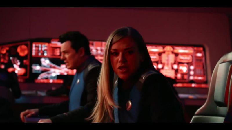 Talla! - Medical team to the bridge!