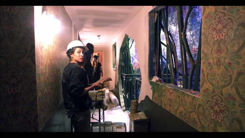 �� Tape ain't gonna fix it honey ♪