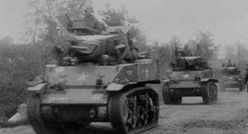 Target, enemy infantry and tanks