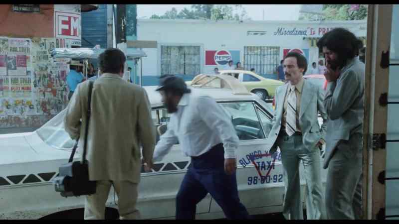 Taxi, señor? - Sí