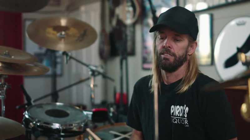 [Taylor Hawkins] I wasn't shining at anything