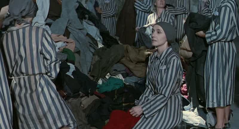 Te c´avevi quel ´tailleurino´´rosache mi piace tanto