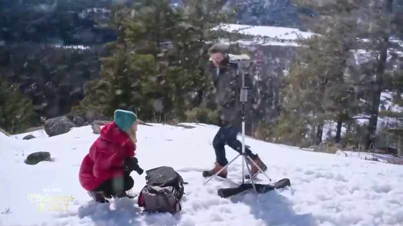 Teagan, it's freezing. - You're the one who said