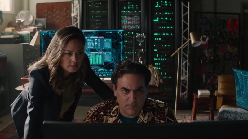 TENNANT: Jesse, Lucy, Viktor Ivanov is in the bar