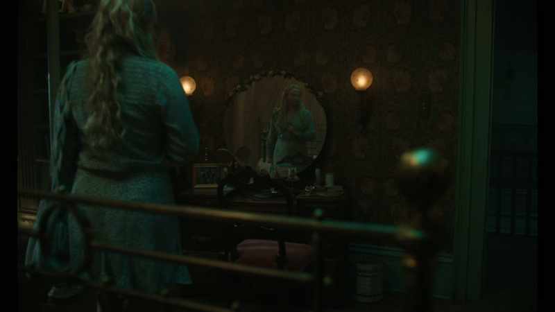 Tessa! Come downstairs!