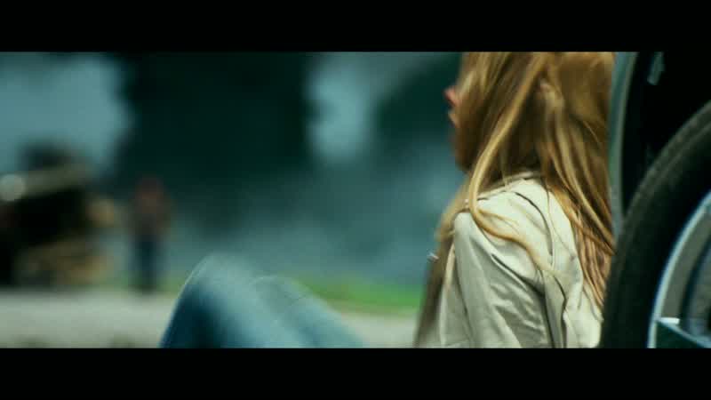 Tessa! Tessa! Tessa, run to the field!