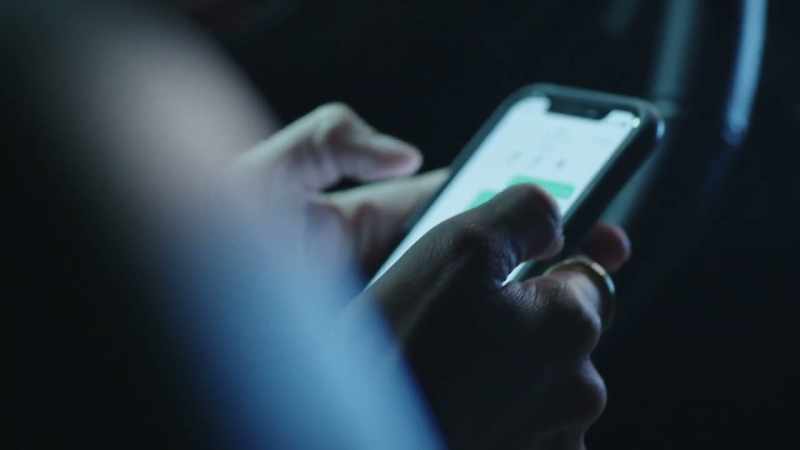 (text message tone)