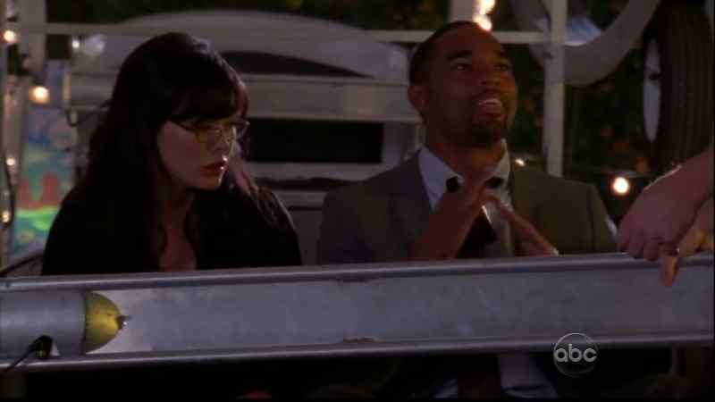 Th-there's no seat belt on this thing