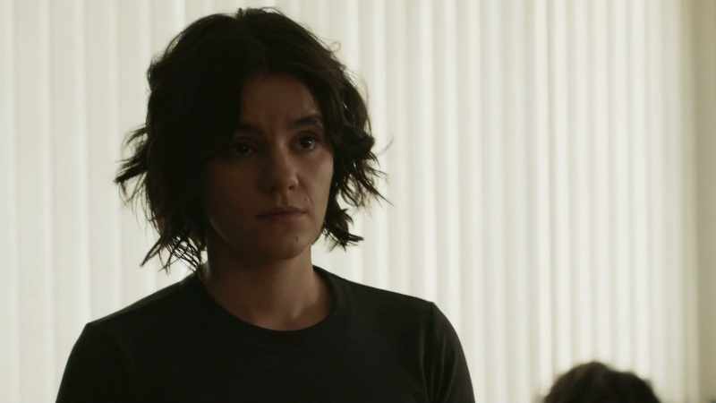 Thank you. - Why? 'Cause you are surrounded