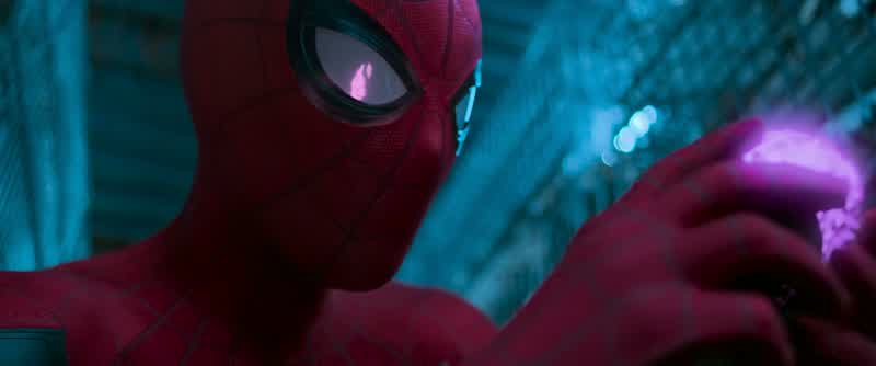That glowy thing is an explosive Chitauri energy core