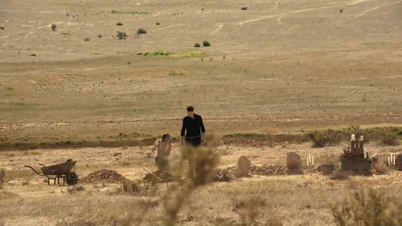 That grave isn't for Harper