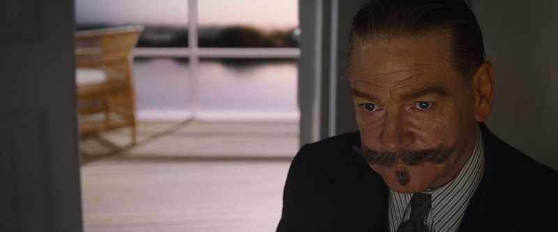 That mask covers your whole face, doesn't it?