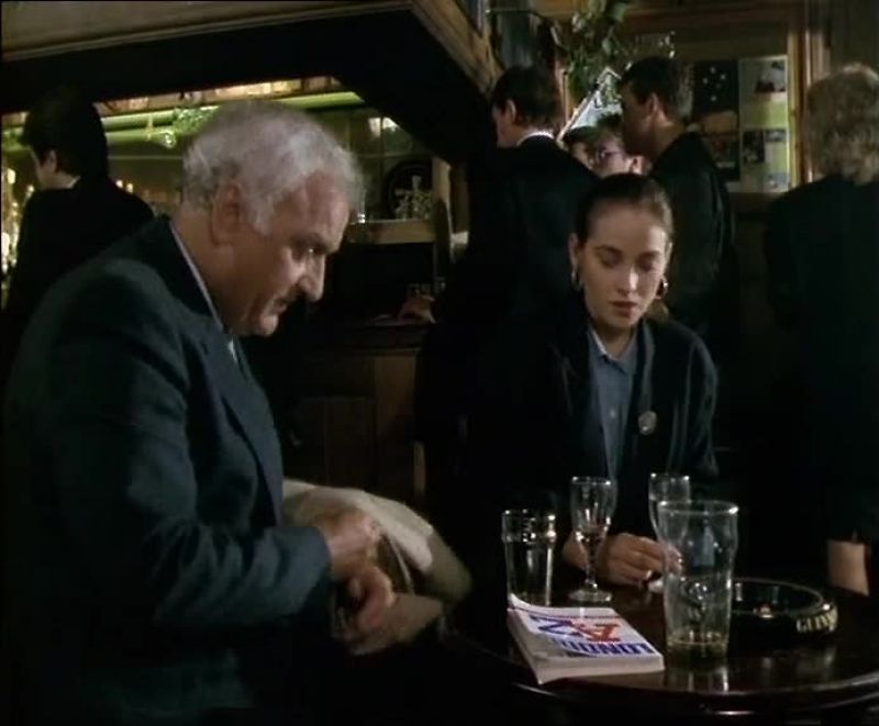 That seat is taken. - A Scotch and a white wine, please