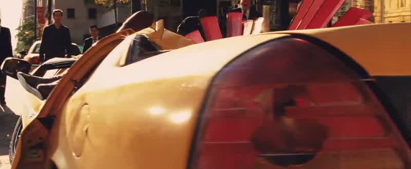 Who am I I'm Kick AssThat's me back before any of this crazy shit happenedI guess I was the last person you'd expect to become a superheroI'm not saying there was anything wrong with mebut there was