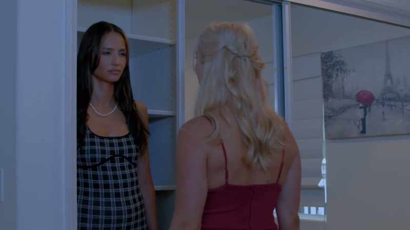 That's my dress. - I'm sorry