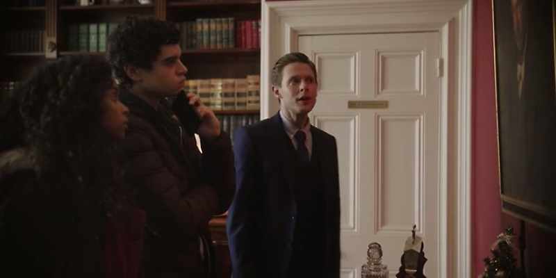 That's him, isn't it? It's Mr Blunden