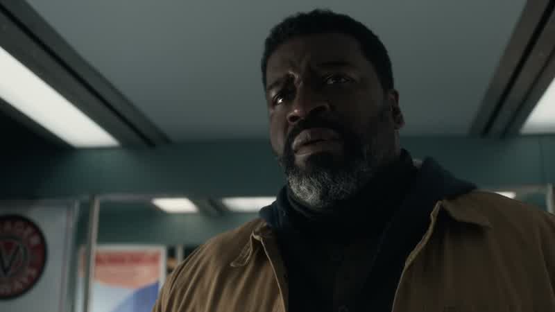That's the same coat as the guy who killed Darius