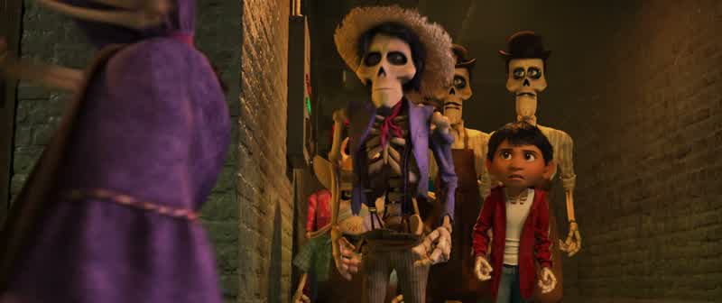 Don't I know youThat's for murdering the love of my lifeWho Who the She's talking about meI'm the love of your lifeI don't know I'm still angry at youHector How did youAnd that's for trying to murder